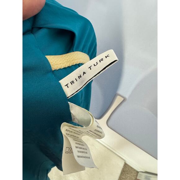 Trina Turk Off Shoulder Ruffle One Piece Swimsuit Teal Blue Size 6 - Picture 5 of 7